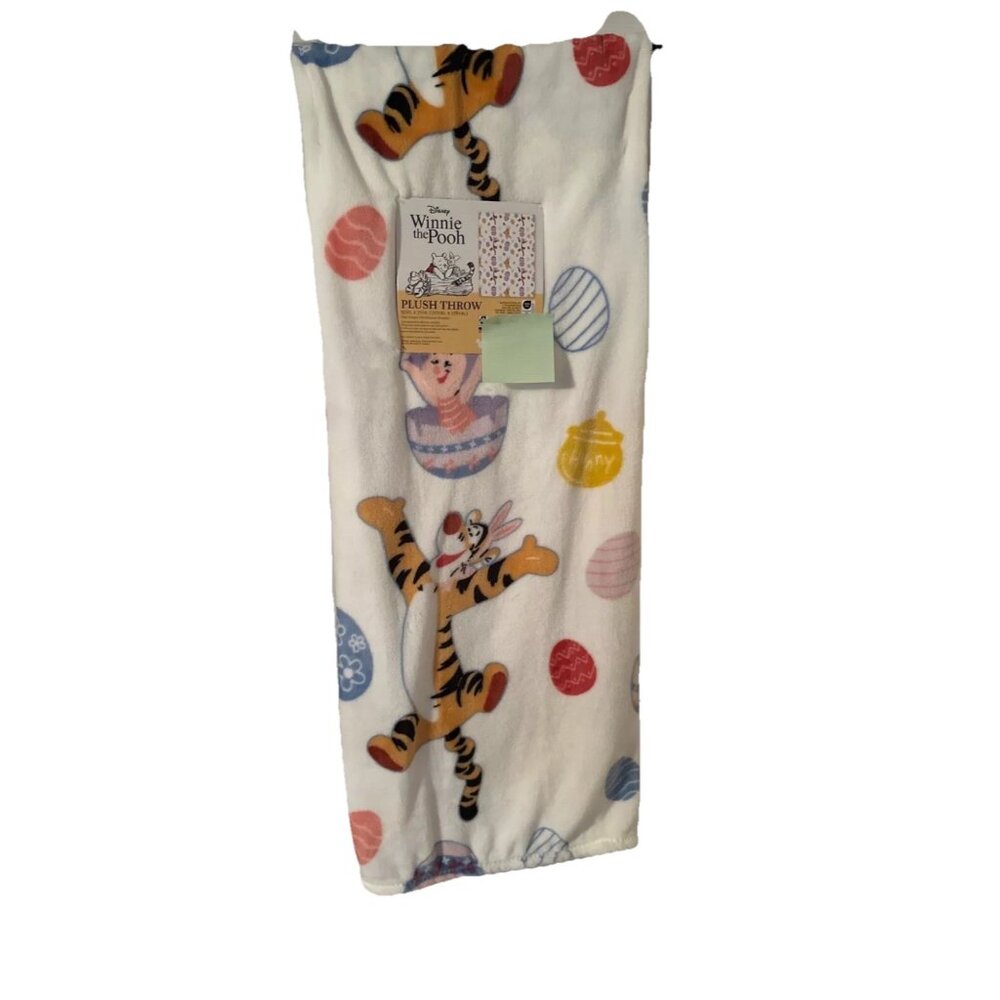 Disney Winnie The Pooh Easter Eggs 50x70" White Throw Blanket Tigger Piglet NWT